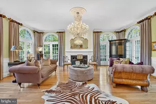 921 Towlston Rd, McLean, VA 22102 - Photo 9