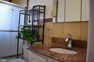 6008 Dewey Dr, Alexandria, VA 22310 - Photo 19