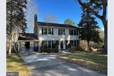 9830 Meadow Valley Drive, Vienna, VA 22181 - Photo 1
