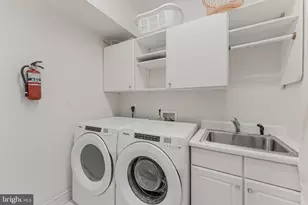 615 Kentland Dr, Great Falls, VA 22066 - Photo 51