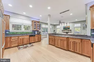 615 Kentland Dr, Great Falls, VA 22066 - Photo 27