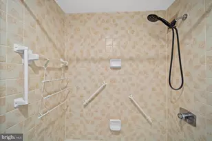 3705 S George Mason Dr, Falls Church, VA 22041 - Photo 17