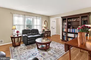 8324 Lilac Ln, Alexandria, VA 22308 - Photo 9