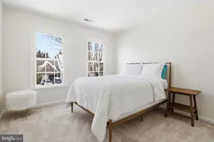 13566 Cobra Dr, Herndon, VA 20171 - Photo 19