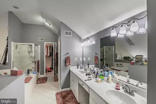 5510 Jowett Ct, Alexandria, VA 22315 - Photo 23