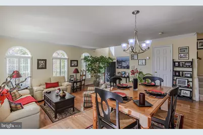 5510 Jowett Court, Alexandria, VA 22315 - Photo 9