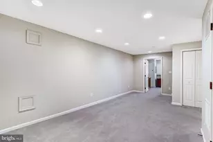 15277 Surrey House Way, Centreville, VA 20120 - Photo 39