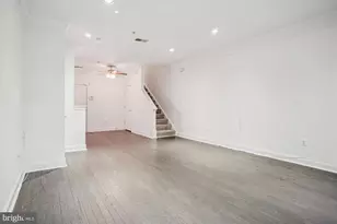 8085 Gatehouse Rd, Falls Church, VA 22042 - Photo 9