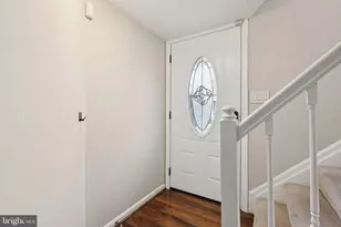 7307 Castleberg Ct, Alexandria, VA 22315 - Photo 3
