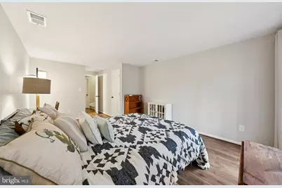 7307 Castleberg Court, Alexandria, VA 22315 - Photo 27