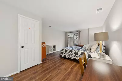 7307 Castleberg Court, Alexandria, VA 22315 - Photo 25