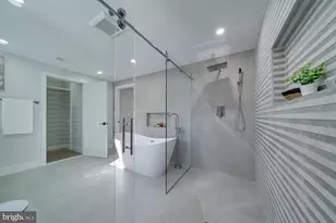 1801 Great Falls St, McLean, VA 22101 - Photo 51