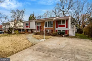 6009 Jennings Ln, Springfield, VA 22150 - Photo 3