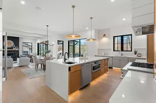 406 Dove Cir SW, Vienna, VA 22180 - Photo 17