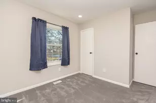 811 Fall Pl, Herndon, VA 20170 - Photo 23