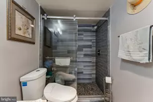 1800 Old Meadow Rd, McLean, VA 22102 - Photo 21