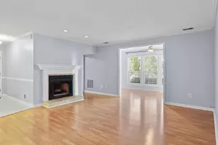 10064 Oakton Terrace Rd, Oakton, VA 22124 - Photo 15