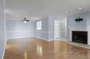 10064 Oakton Terrace Rd, Oakton, VA 22124 - Photo 13