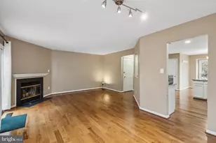 8047 Sky Blue Dr, Alexandria, VA 22315 - Photo 5