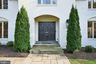 1179 Ballantrae Ln, McLean, VA 22101 - Photo 3
