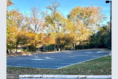 5440 Cherokee Avenue #102, Alexandria, VA 22312 - Photo 11