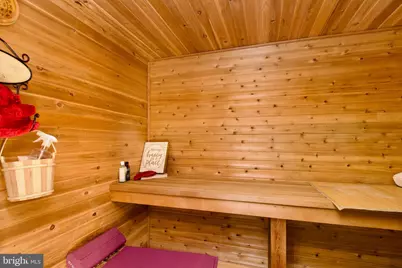 7052 Wardell St, Annandale, VA 22003 - Photo 39