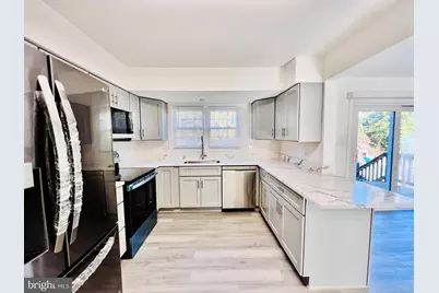 6129 Franconia Station Lane, Alexandria, VA 22310 - Photo 15