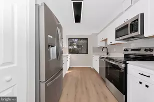 5904 Mt Eagle Dr, Alexandria, VA 22303 - Photo 15