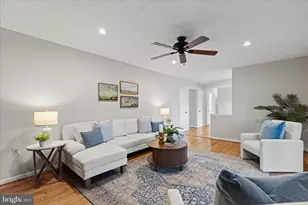 865 Moffett Forge Rd, Herndon, VA 20170 - Photo 25