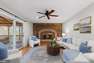 865 Moffett Forge Rd, Herndon, VA 20170 - Photo 23