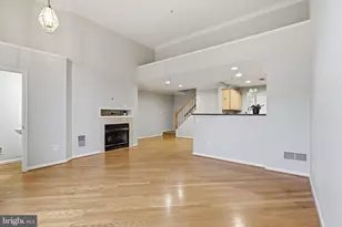 1934 Crescent Park Dr, Reston, VA 20190 - Photo 7