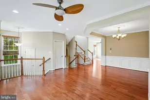 2478 Silk Ct, Herndon, VA 20171 - Photo 7