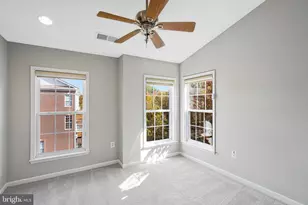 2478 Silk Ct, Herndon, VA 20171 - Photo 21