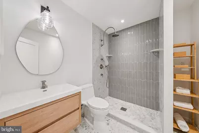 11000 Oakton Woods Way, Oakton, VA 22124 - Photo 69