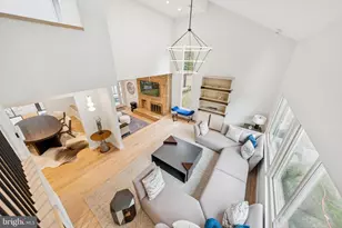 11000 Oakton Woods Way, Oakton, VA 22124 - Photo 11