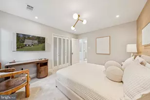 11000 Oakton Woods Way, Oakton, VA 22124 - Photo 61