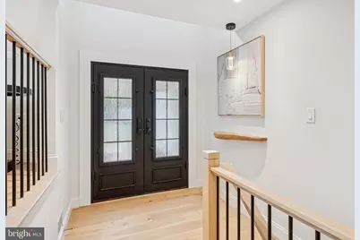 11000 Oakton Woods Way, Oakton, VA 22124 - Photo 9