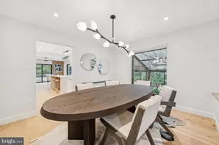 11000 Oakton Woods Way, Oakton, VA 22124 - Photo 19