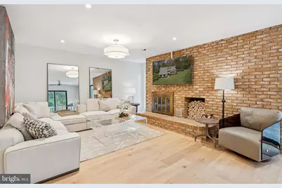 11000 Oakton Woods Way, Oakton, VA 22124 - Photo 33