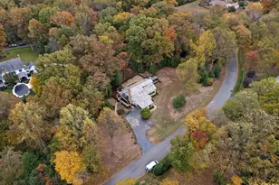 11000 Oakton Woods Way, Oakton, VA 22124 - Photo 7