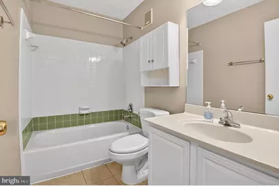 9919 Oakton Terrace Road, Oakton, VA 22124 - Photo 9