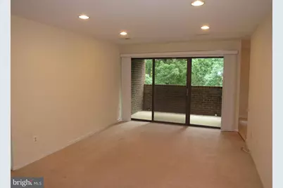 11200 Chestnut Grove Square #303, Reston, VA 20190 - Photo 15