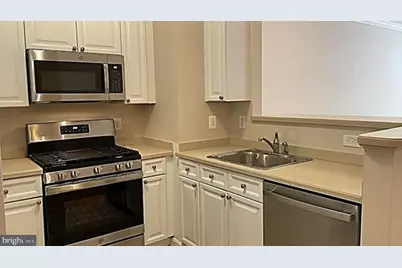 9480 Virginia Center Boulevard #119, Vienna, VA 22181 - Photo 1