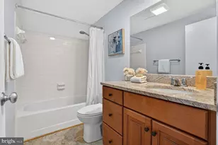 11116 Beaver Trail Ct, Reston, VA 20191 - Photo 17