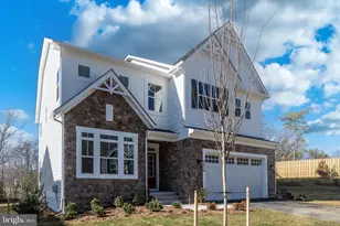 8761 Southern Oaks Pl, Lorton, VA 22079 - Photo 19