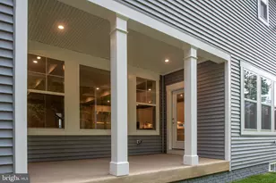 8761 Southern Oaks Pl, Lorton, VA 22079 - Photo 7