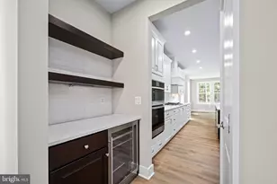 8761 Southern Oaks Pl, Lorton, VA 22079 - Photo 23