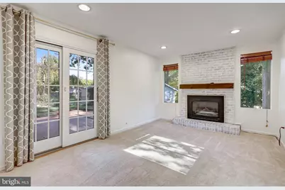 5609 Rolling Road, Springfield, VA 22151 - Photo 5