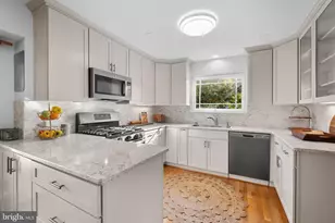 3716 Krysia Ct, Annandale, VA 22003 - Photo 29