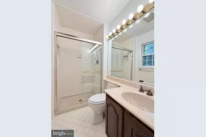 9513 Stevebrook Road, Fairfax, VA 22032 - Photo 19